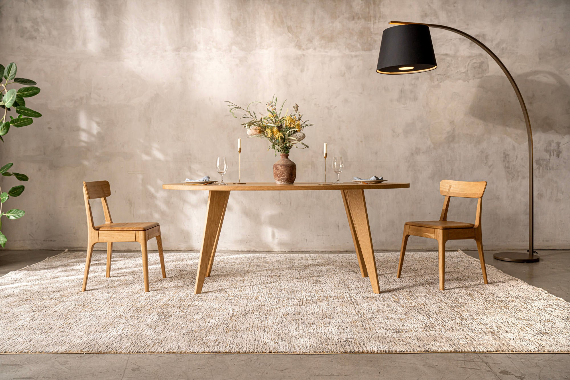 AMBER Oval | Table à manger