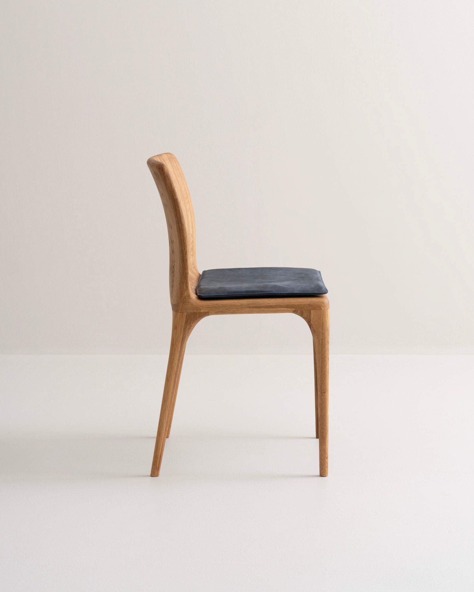 LÜNA | Chaise image 30