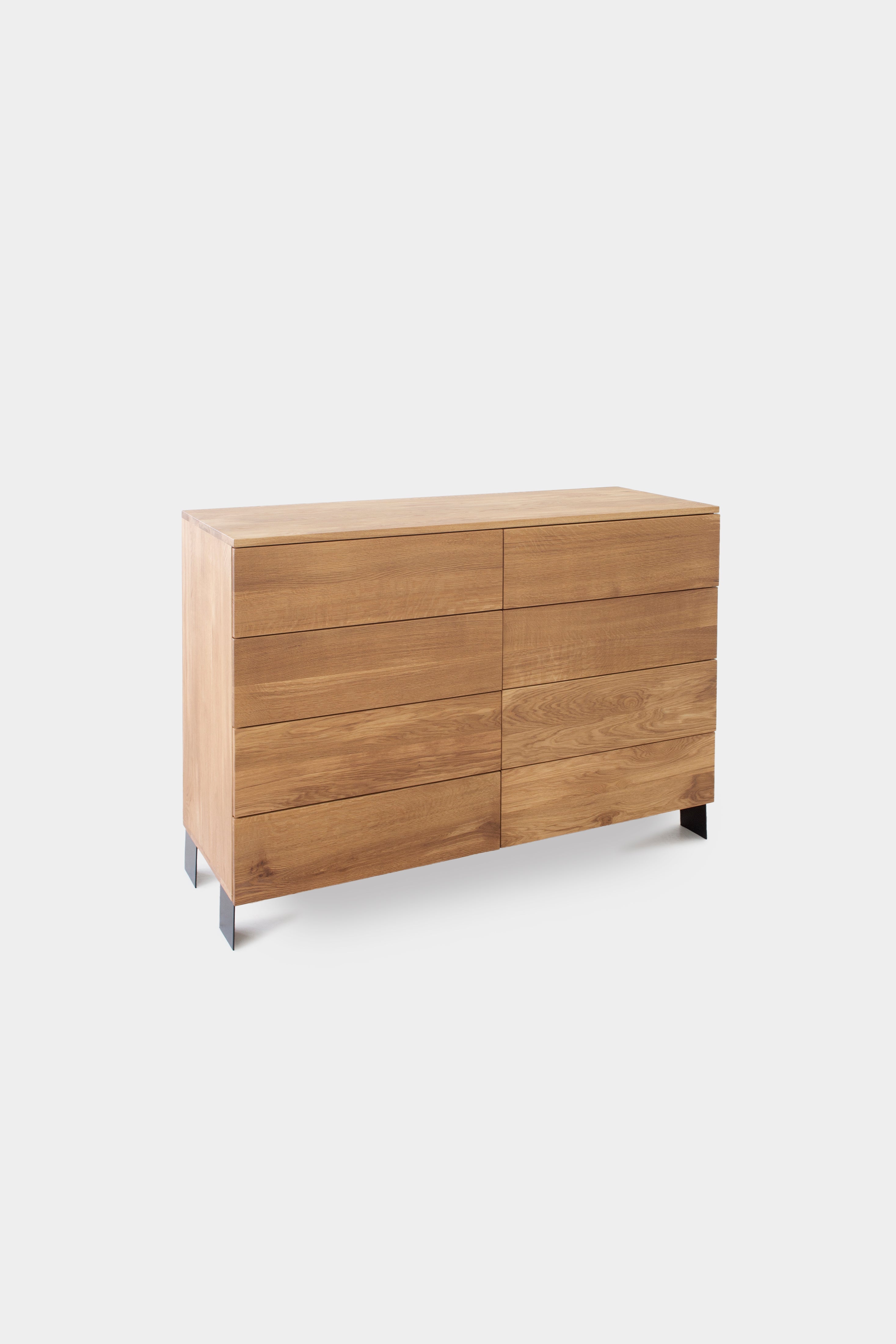 Handgefertigter Eichenschrank | SABROCKE-Hardman Design