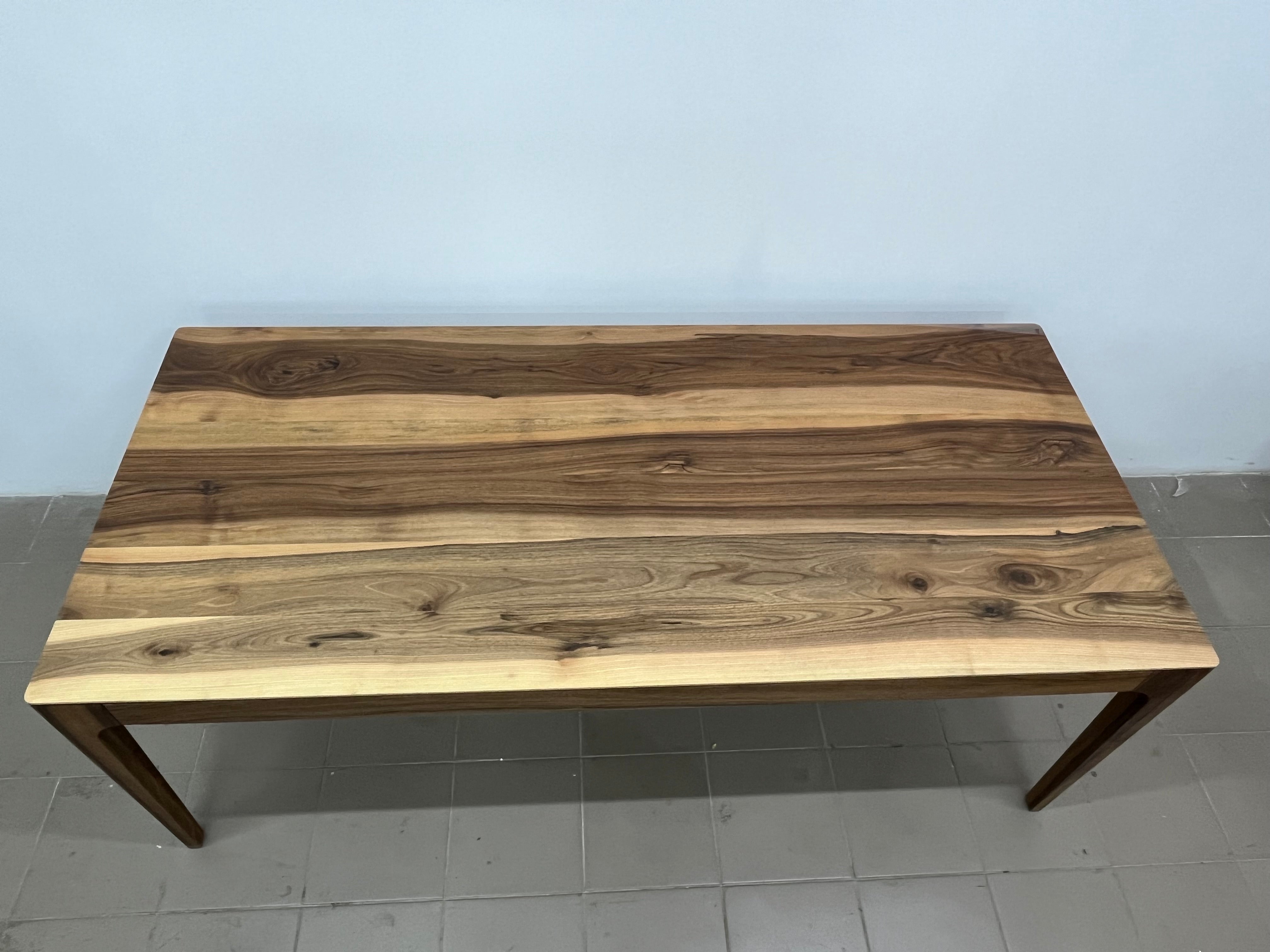 CAROLINA | Table en Noyer | 200 x 90 x 2 cm | Stock B35