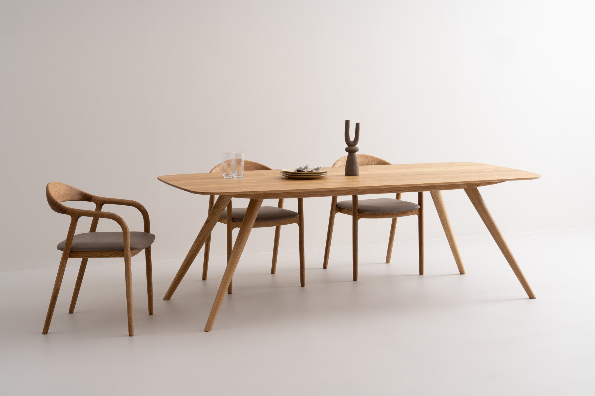TAVI | Table à manger image 34