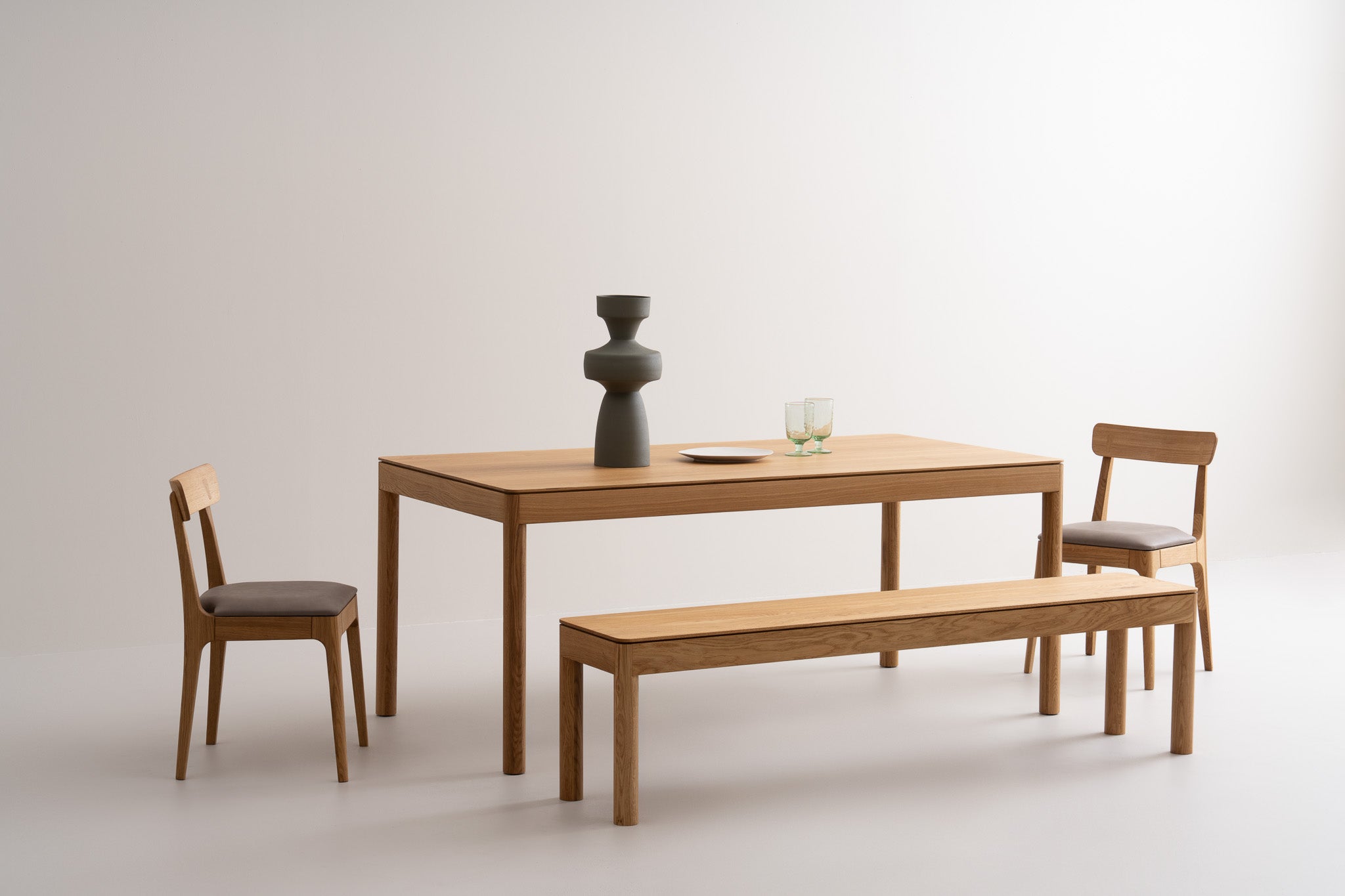 CAROLINA S | Oak Dining Table image 9