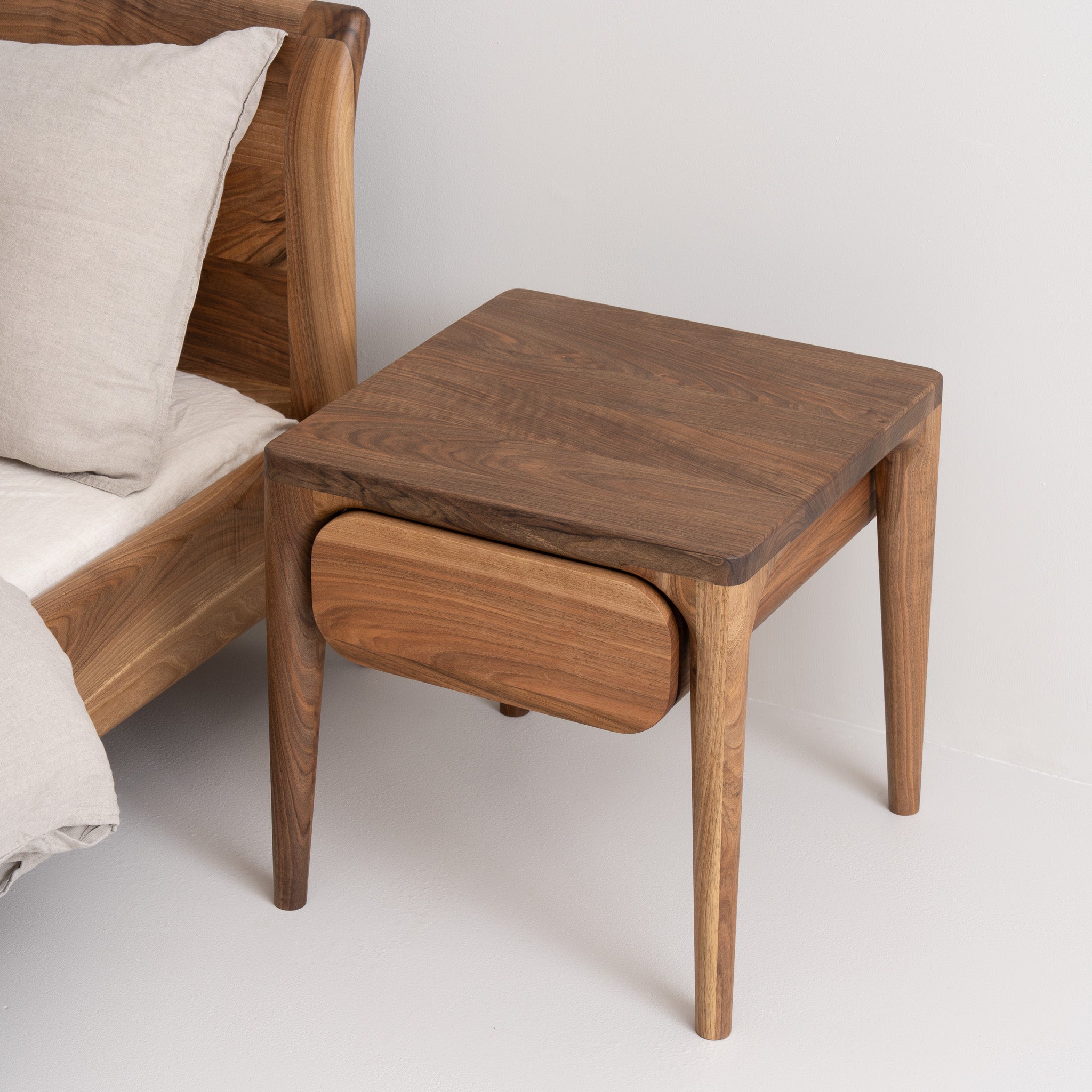 LUNA | Beistelltisch image 11