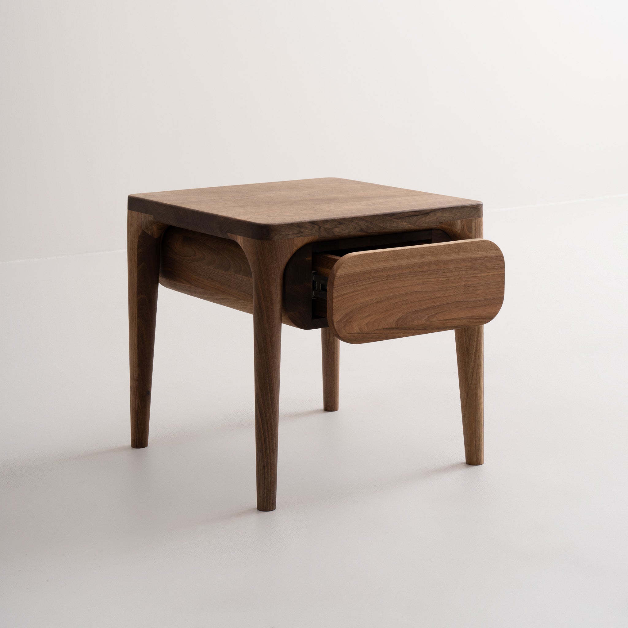 LUNA | Beistelltisch image 10