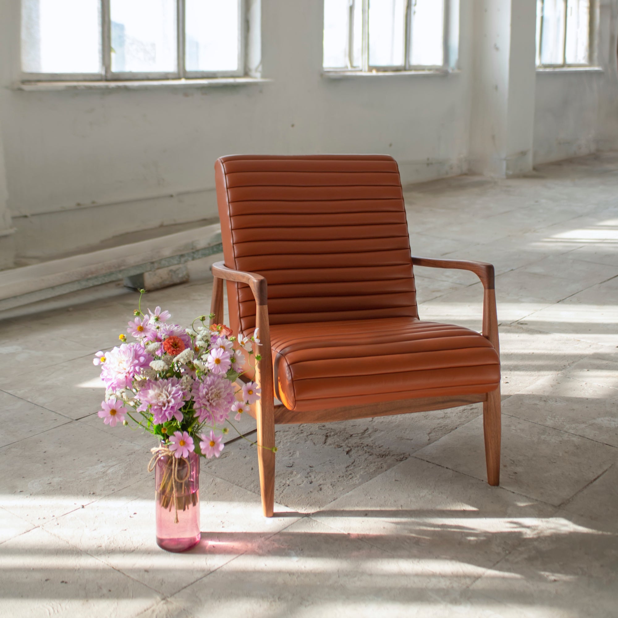 LAICA | Armchair and Ottoman