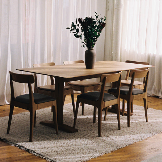 KAT | Dining Table