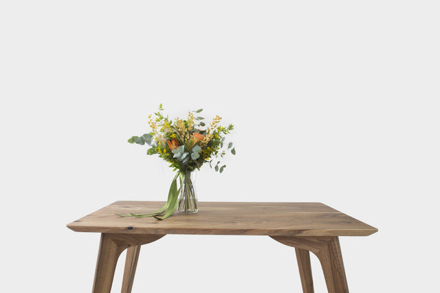 AMBER S | Esstisch aus Nussbaum image 3